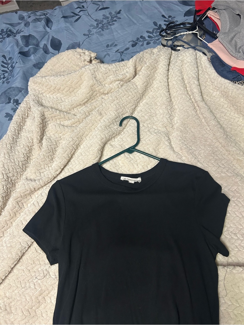 Pink Rose Black Ribbed Short-Sleeve Crewneck Tee